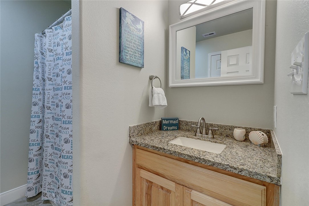 613 Pelican Property Photo 17