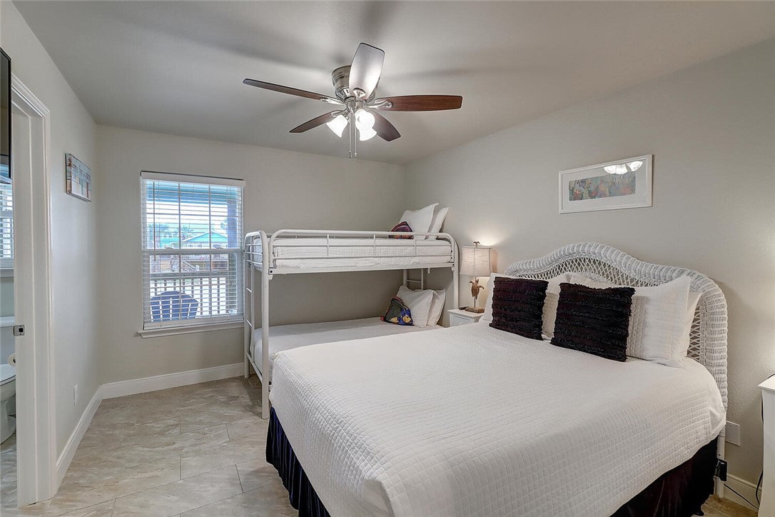 613 Pelican Property Photo 22