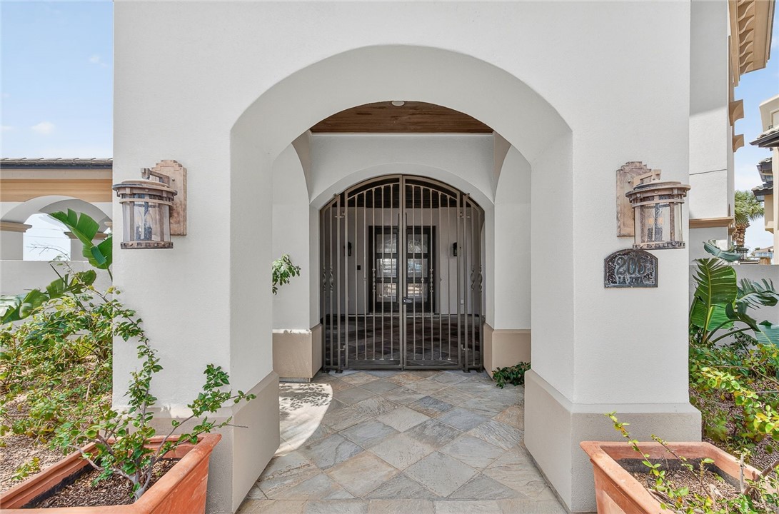 206 La Joya Property Photo 3