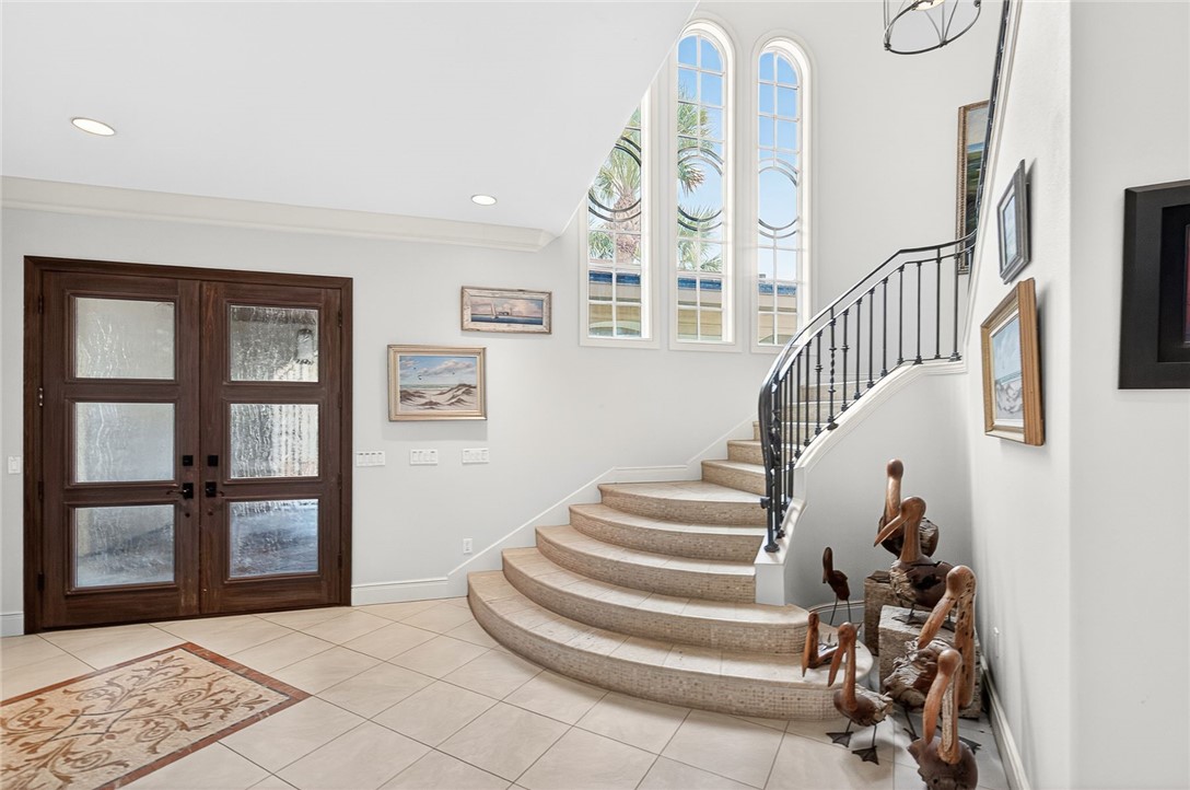 206 La Joya Property Photo 4