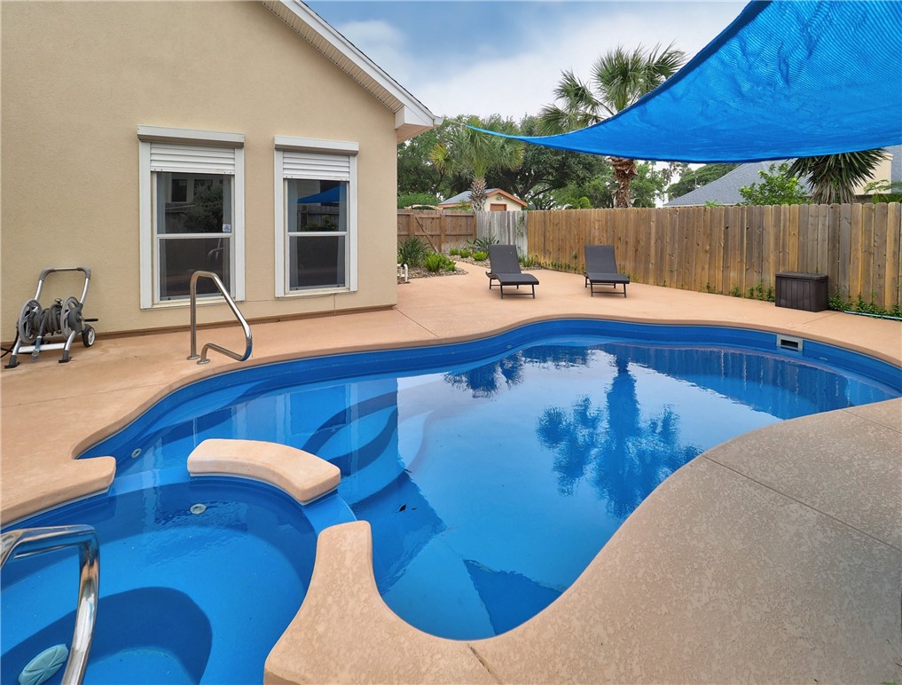 13726 Eaglesnest Bay Dr Property Photo 29
