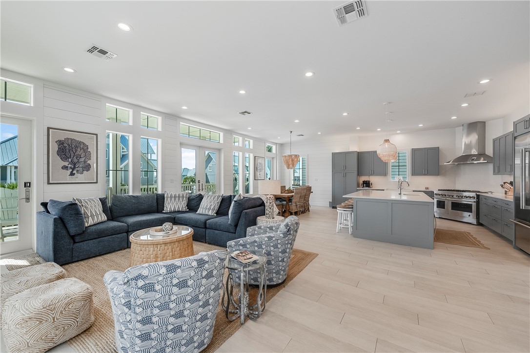 132 Wild Indigo Property Photo 10