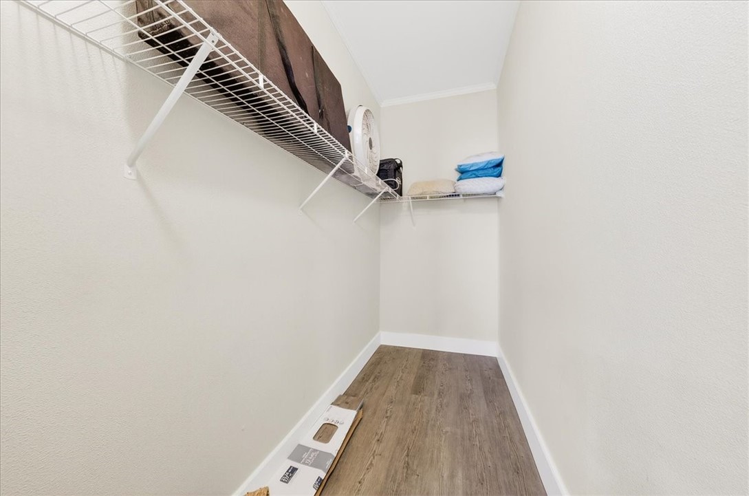 618 Dolphin Cr Property Photo 22
