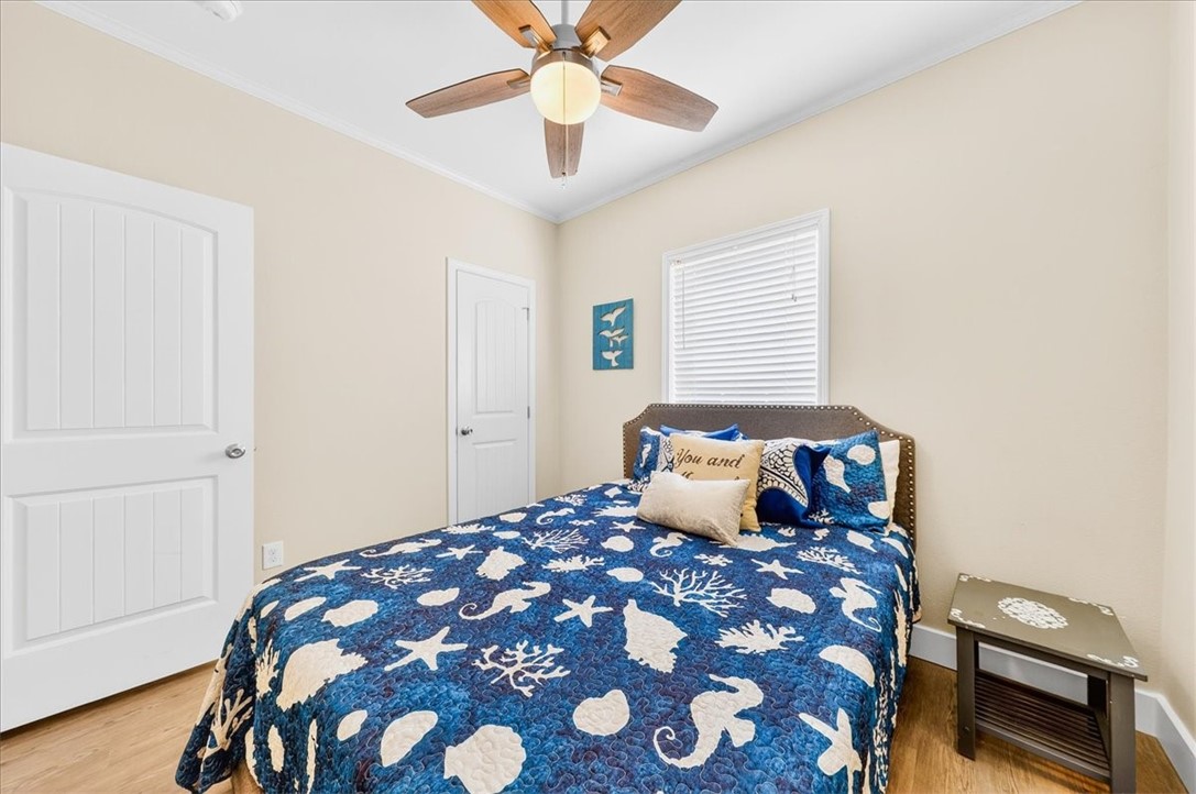 618 Dolphin Cr Property Photo 25