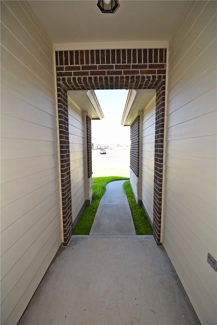 8158 Luz De Luna St Property Photo 5
