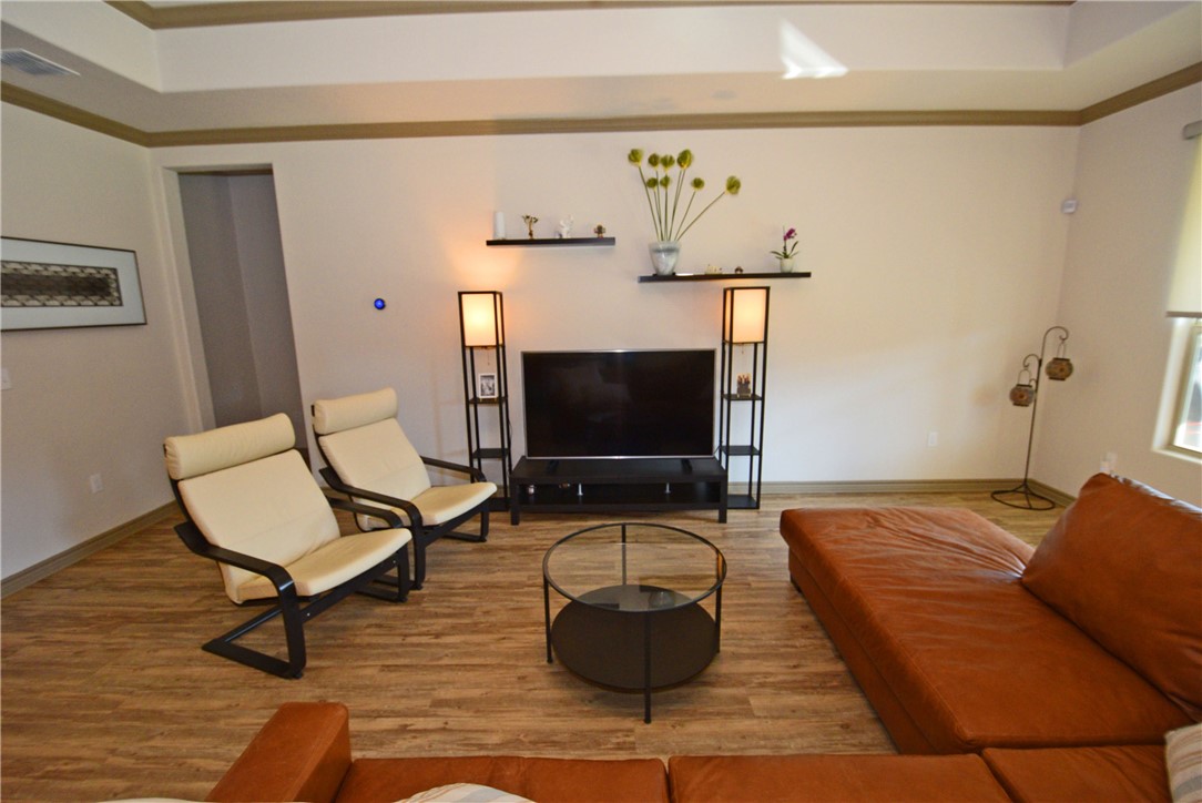 8158 Luz De Luna St Property Photo 10
