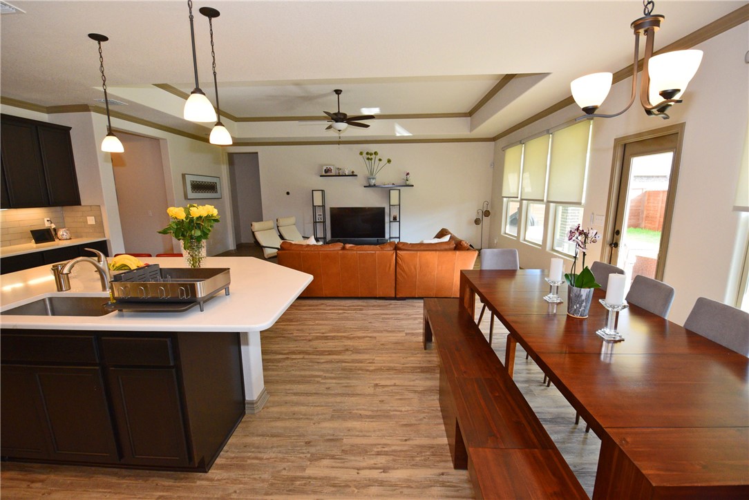 8158 Luz De Luna St Property Photo 13