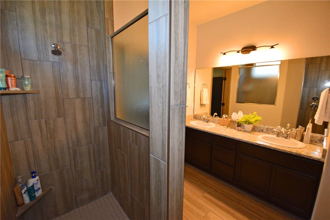 8158 Luz De Luna St Property Photo 18