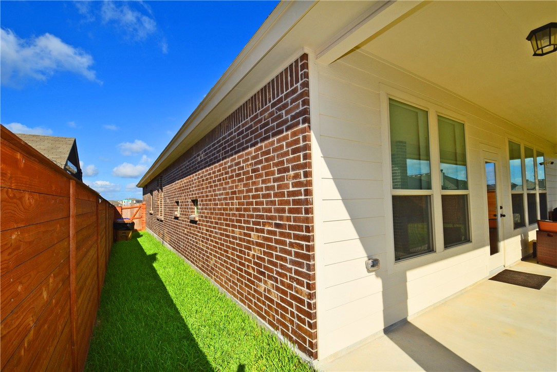 8158 Luz De Luna St Property Photo 30