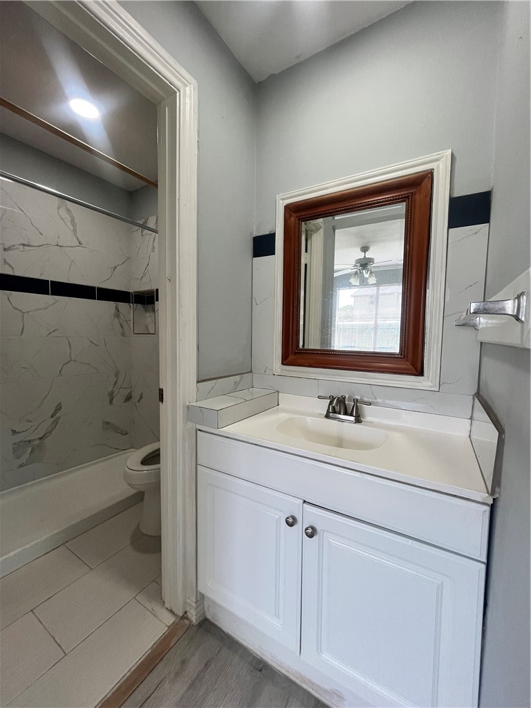 3034 Twin Creek Dr Property Photo 11