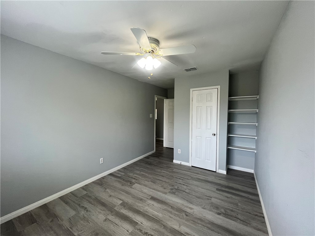 3034 Twin Creek Dr Property Photo 15