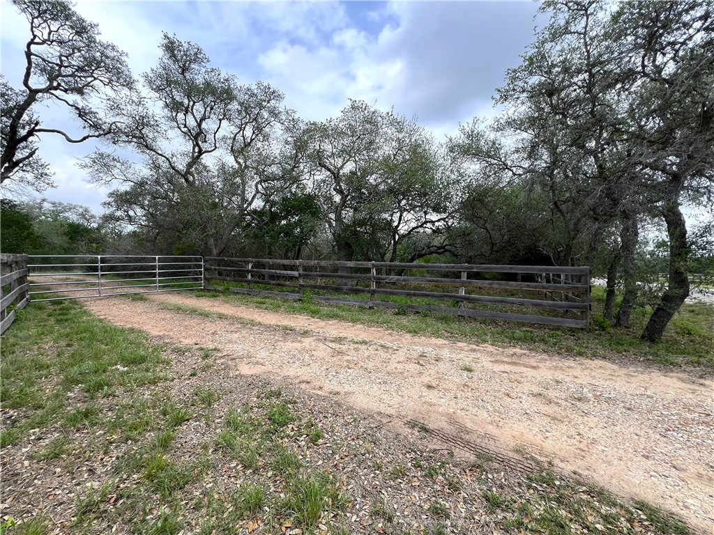 1632 Slickfield Road Property Photo 7