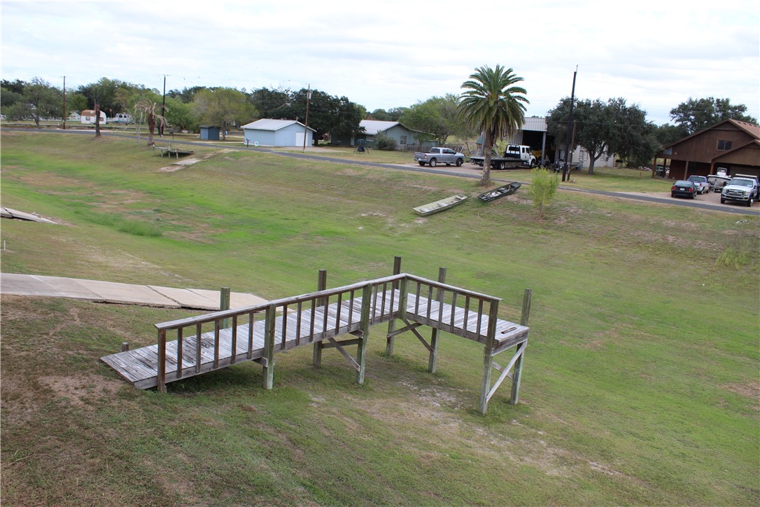 125 Lagarto Ferry Property Photo 5