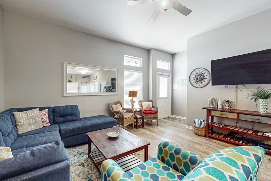 15236 Beach Way Dr Property Photo 8