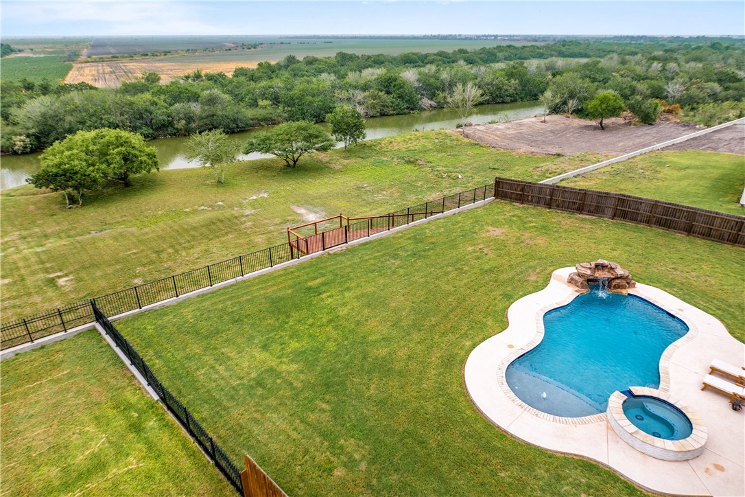 4041 Ranch Lake Dr Property Photo 37