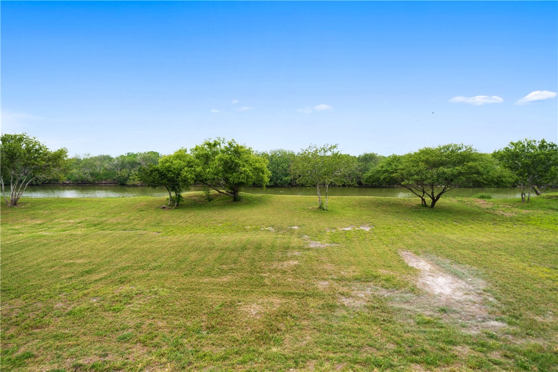 4041 Ranch Lake Dr Property Photo 39
