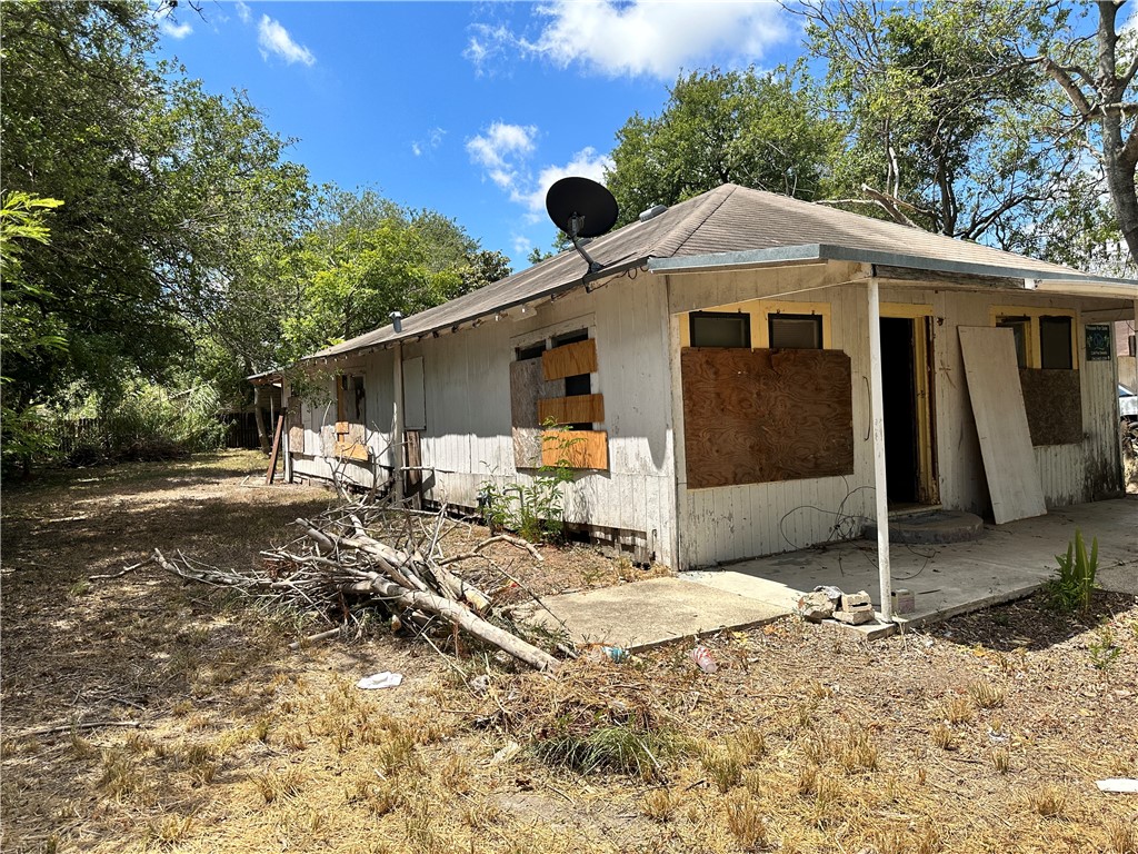 1311-1315 Morris Ave Property Photo 1