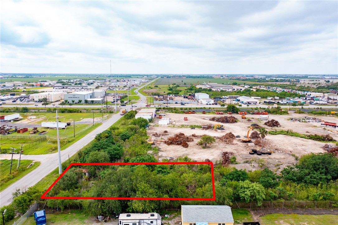 132 S Navigation Blvd Property Photo 1