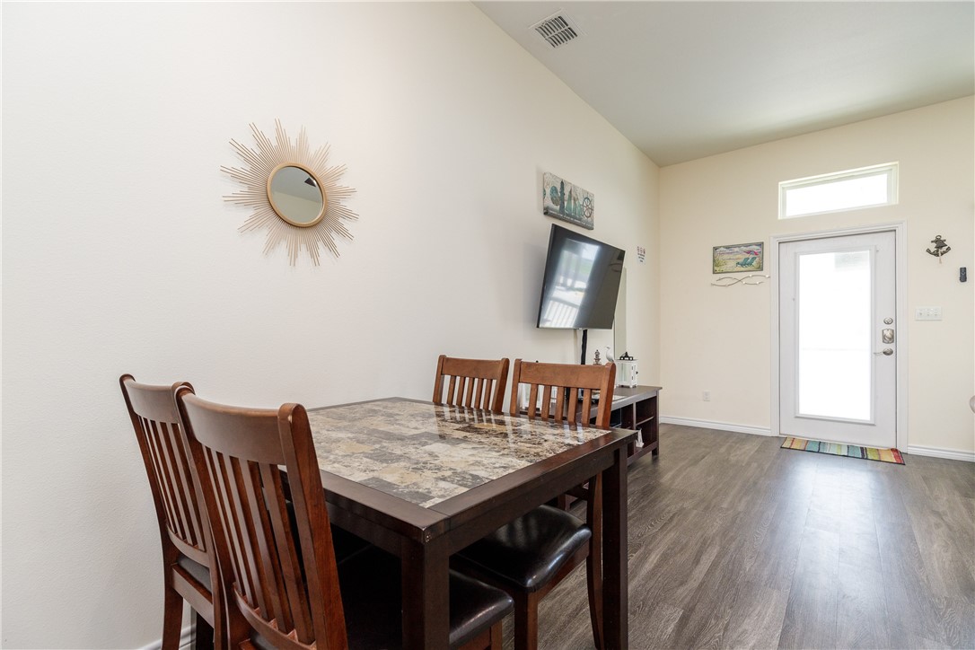 14904 Village Beach Dr Property Photo 7