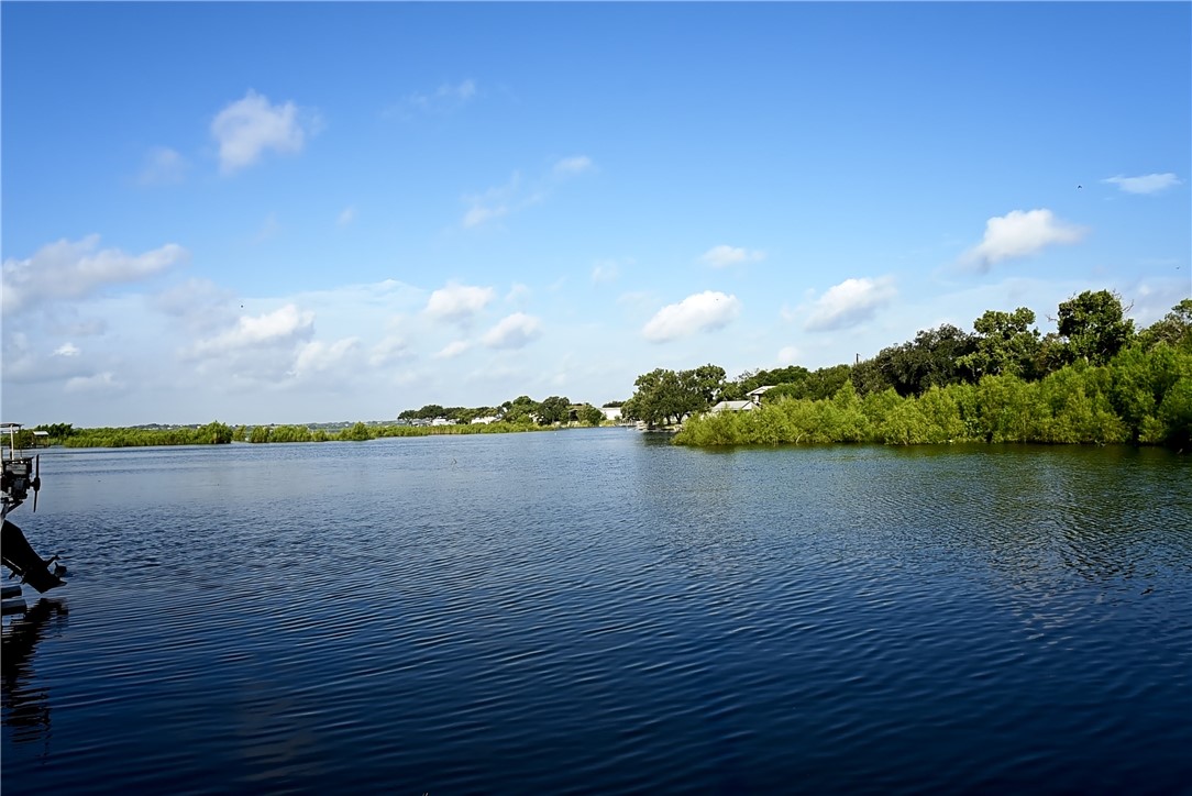 155 Harbor Property Photo 4