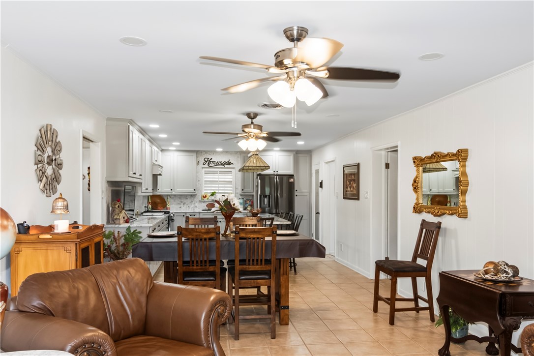 155 Harbor Property Photo 12