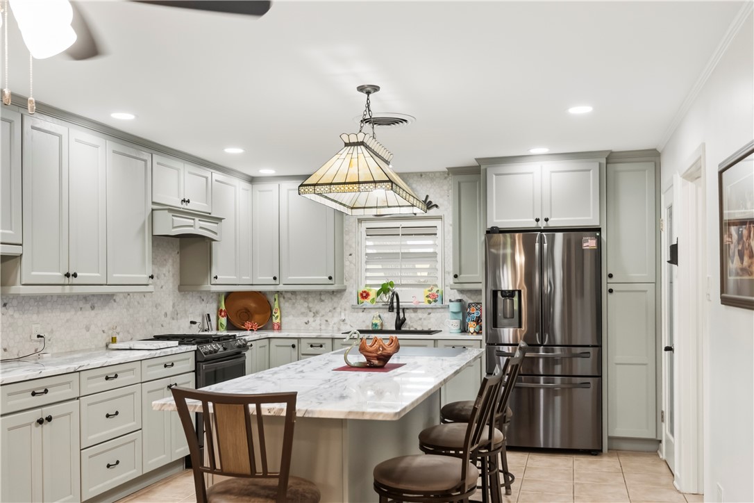 155 Harbor Property Photo 16
