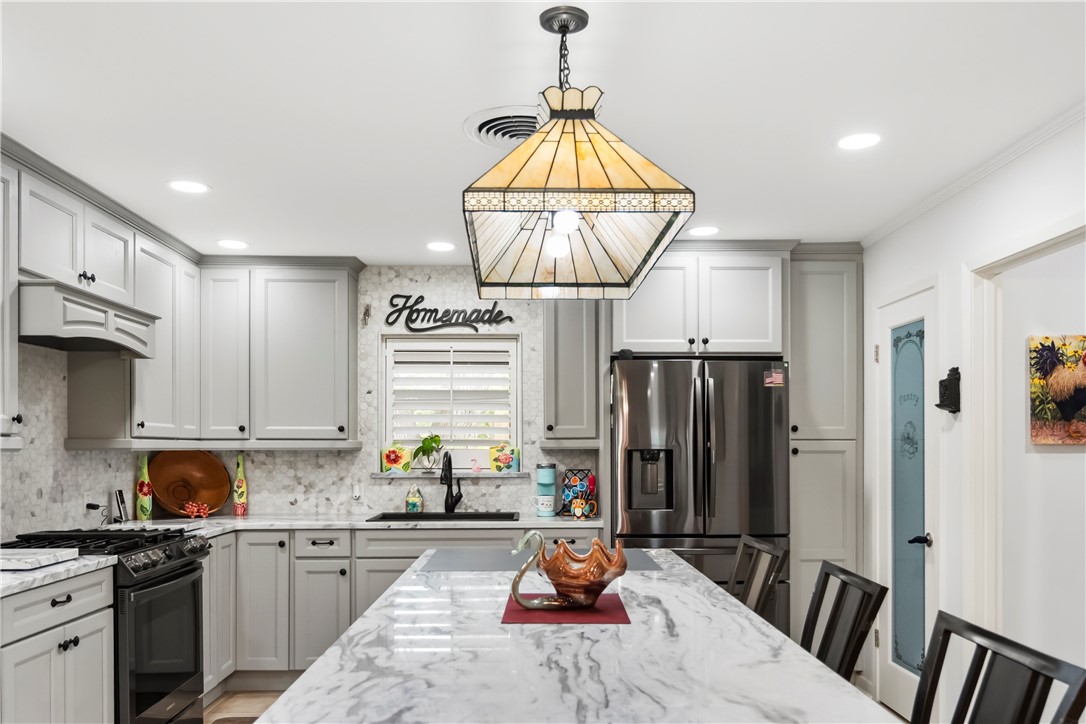 155 Harbor Property Photo 17