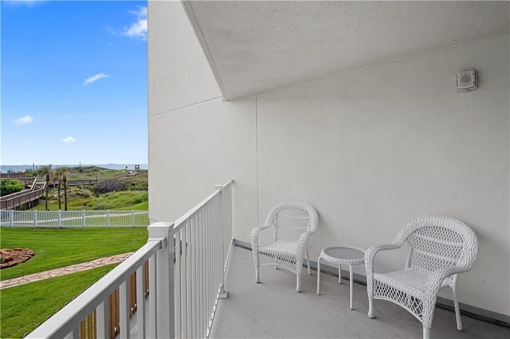 800 Sandcastle Dr 131 Property Photo 15