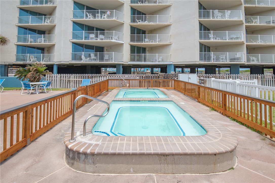 800 Sandcastle Dr 131 Property Photo 24