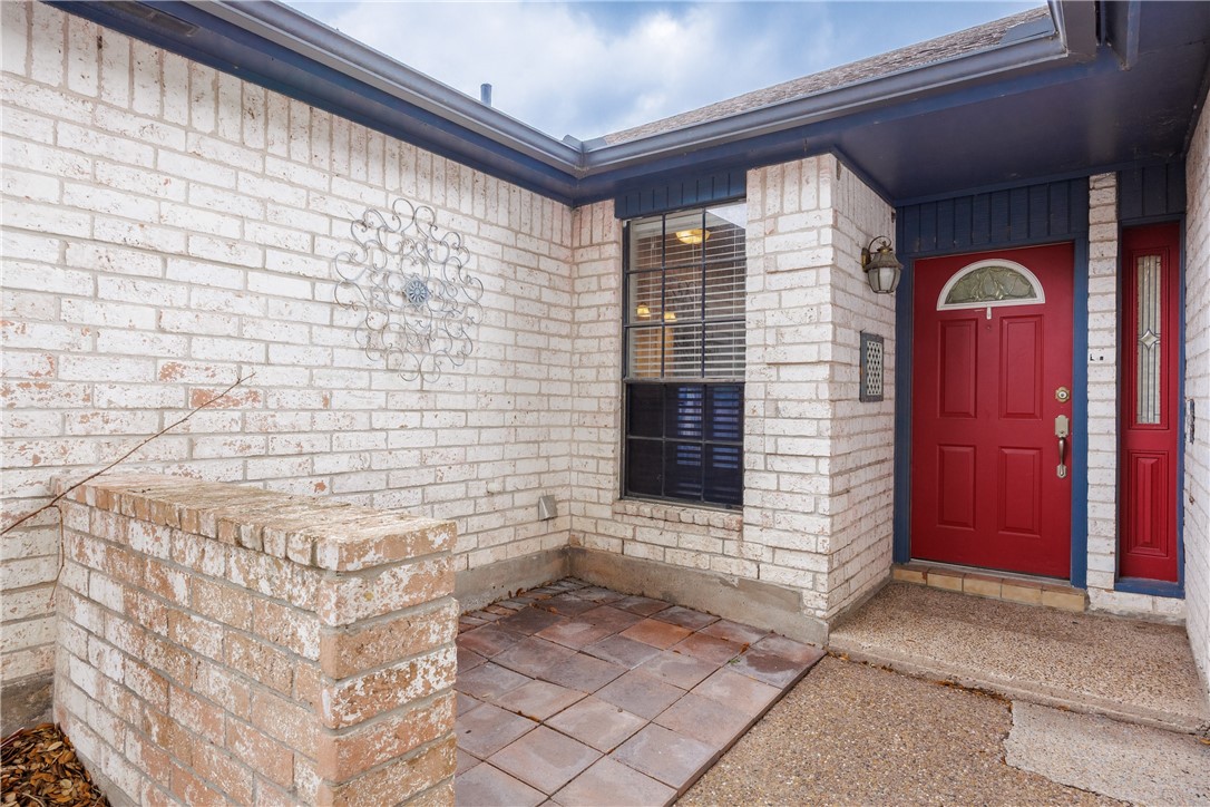 4313 Wolf Creek Ct Property Photo 6