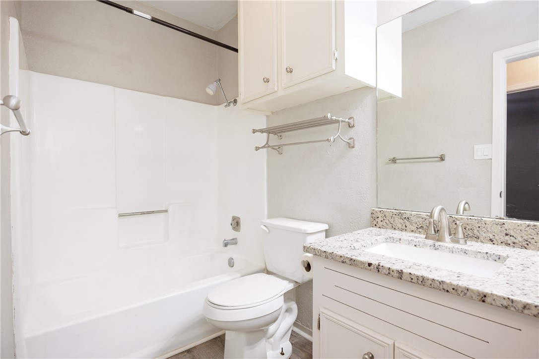4313 Wolf Creek Ct Property Photo 32