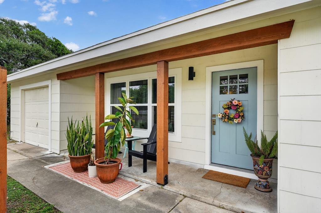 1228 S Church St Property Photo 1