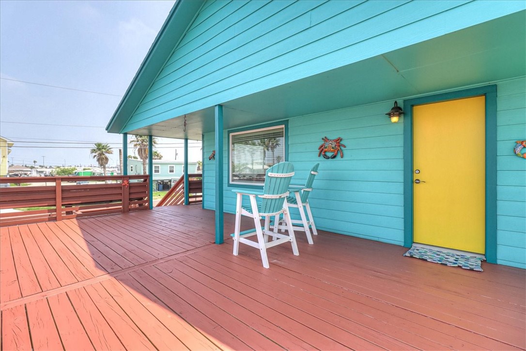 132 S Gulf St Property Photo 4