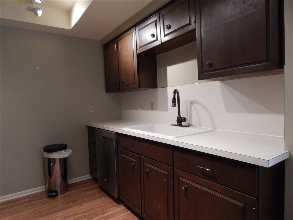 5432 Stonegate Way 16 Property Photo 18