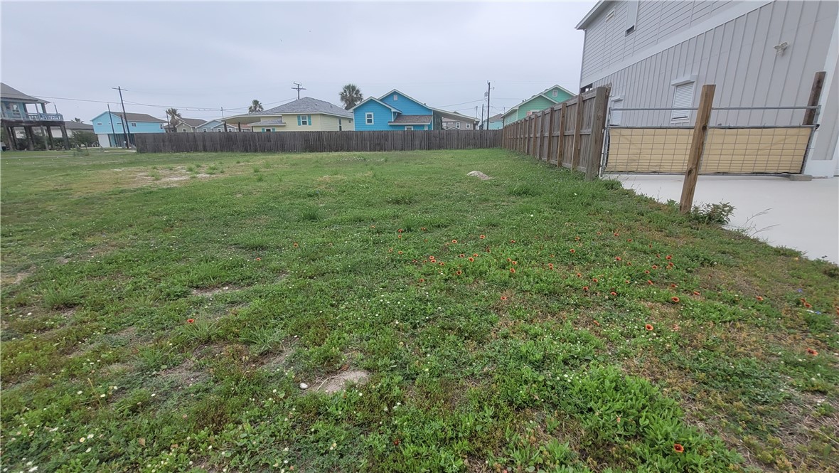 1404 S Church St Property Photo 3