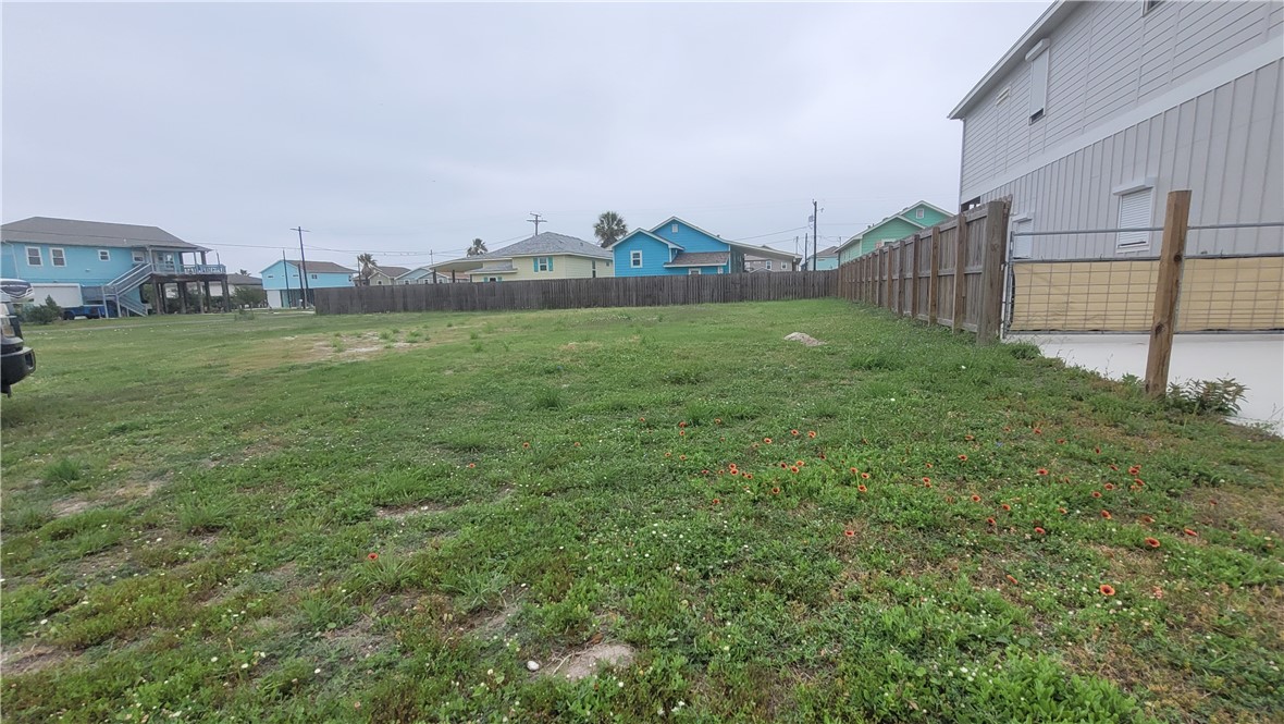 1404 S Church St Property Photo 4