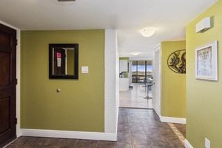 14401 Commodores Dr 200 Property Photo 8