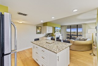 14401 Commodores Dr 200 Property Photo 12