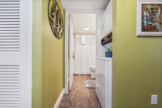 14401 Commodores Dr 200 Property Photo 17