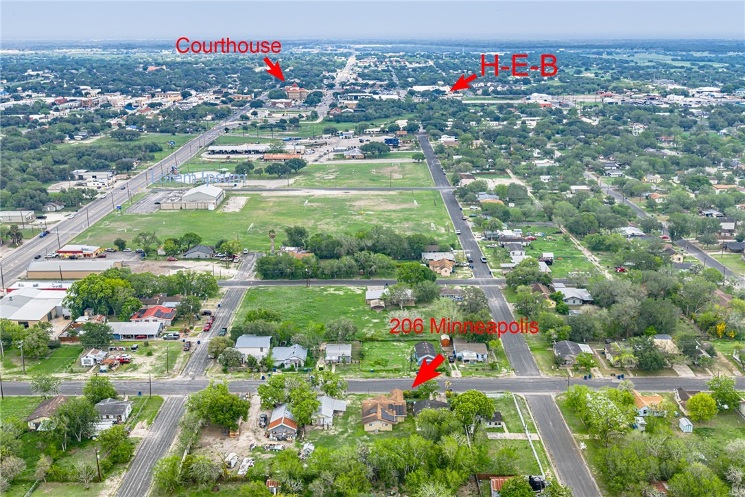 206 S Minneapolis St Property Photo 4