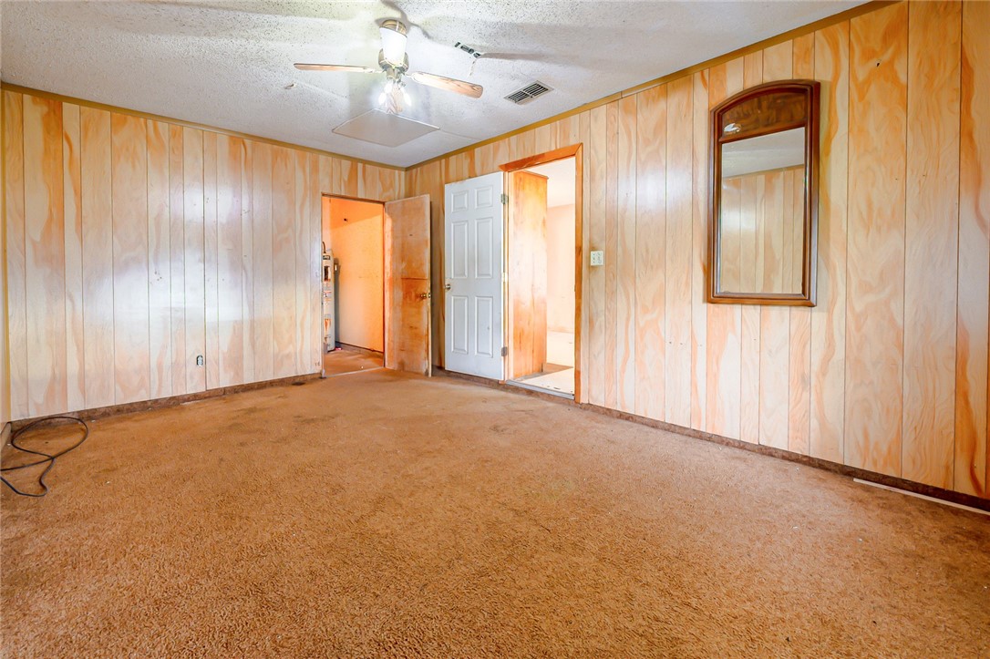 206 S Minneapolis St Property Photo 18