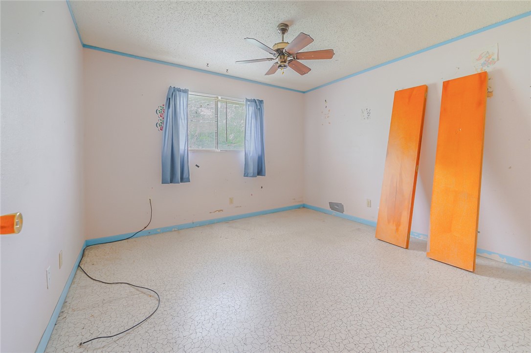 206 S Minneapolis St Property Photo 23