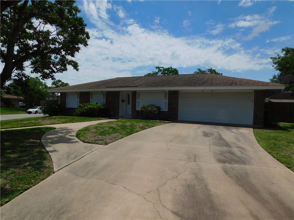 4433 Hickey Dr Property Photo 1