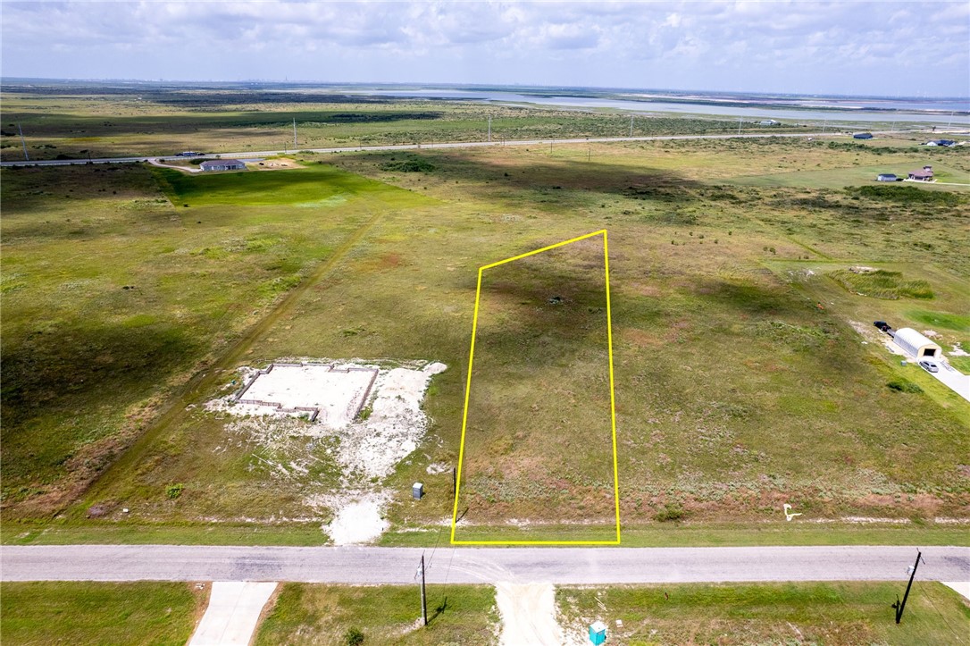 212 Sunrise Dr Property Photo 1