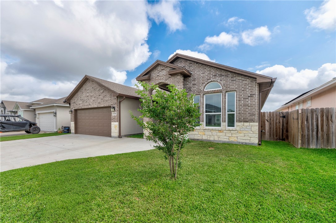 7730 Sophia Dr Property Photo 3