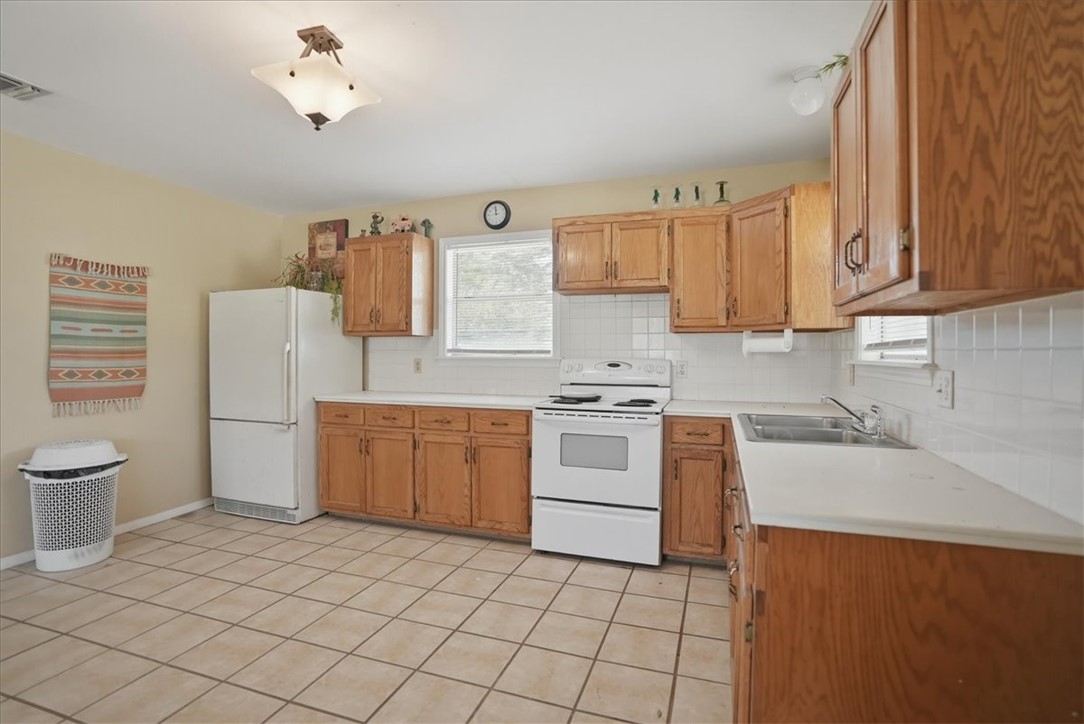731 County Road 325 Property Photo 2