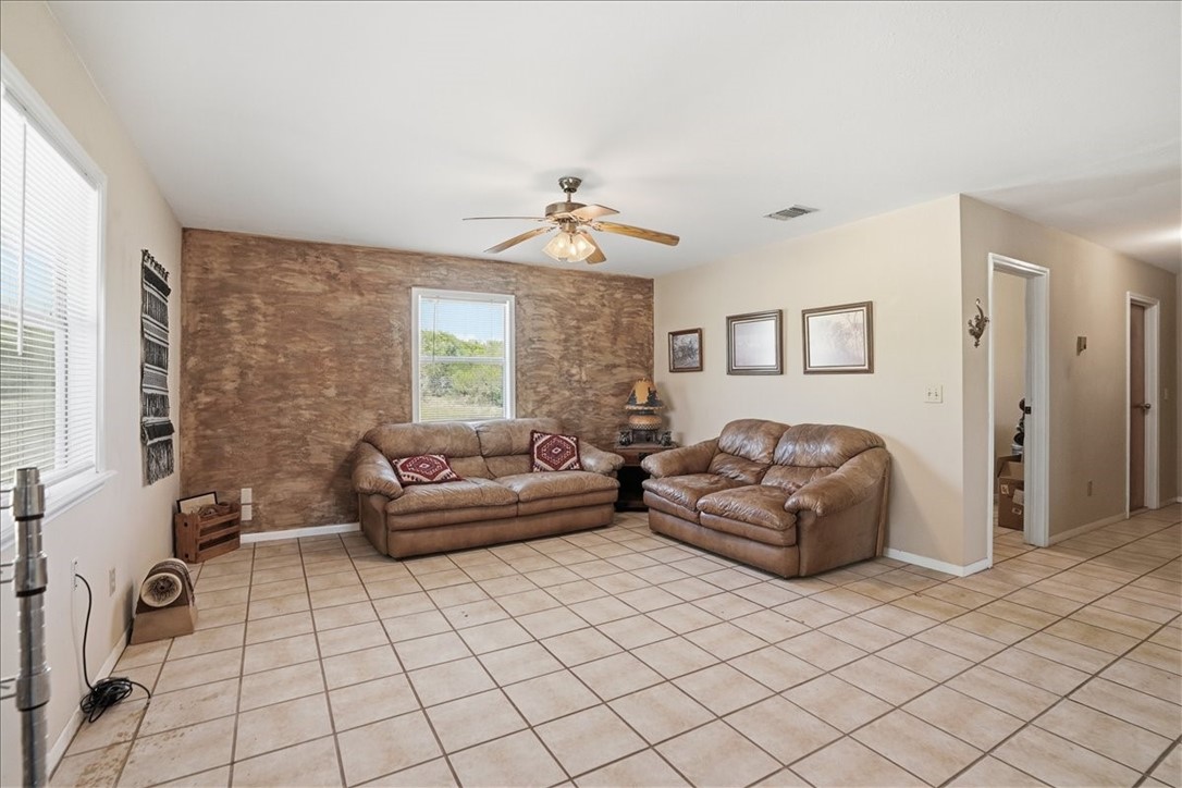 731 County Road 325 Property Photo 4