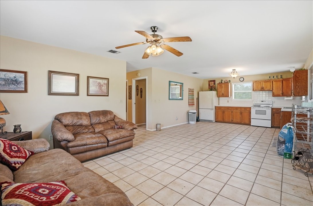 731 County Road 325 Property Photo 6