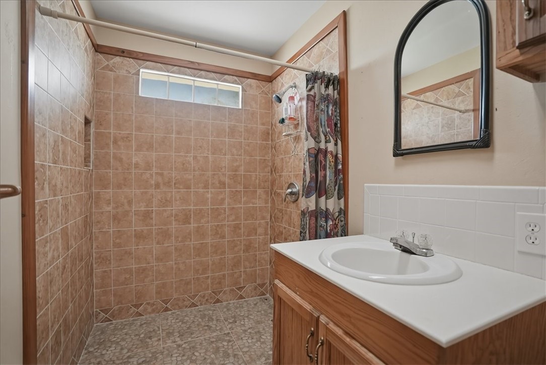 731 County Road 325 Property Photo 10