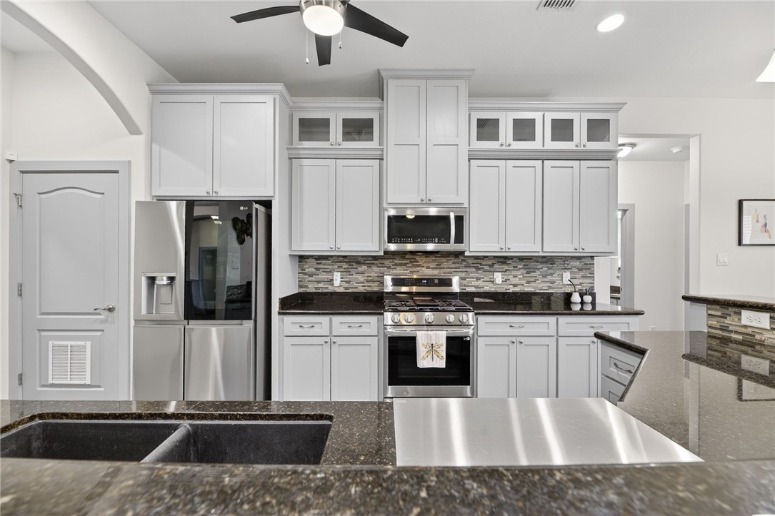 15918 Cabo Blanco Dr Property Photo 16
